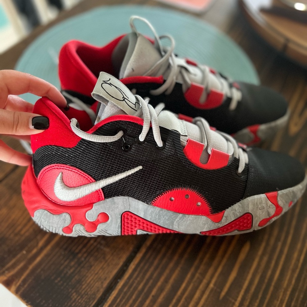 Nike shoes